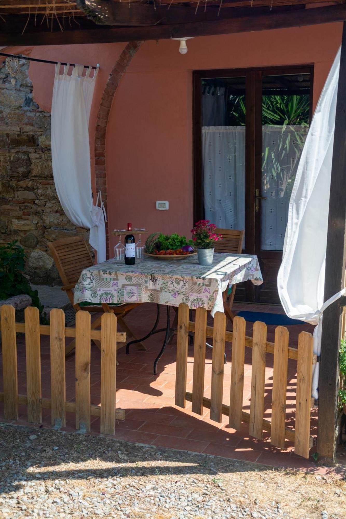Agriturismo Colle Vento Suvereto Bilik gambar