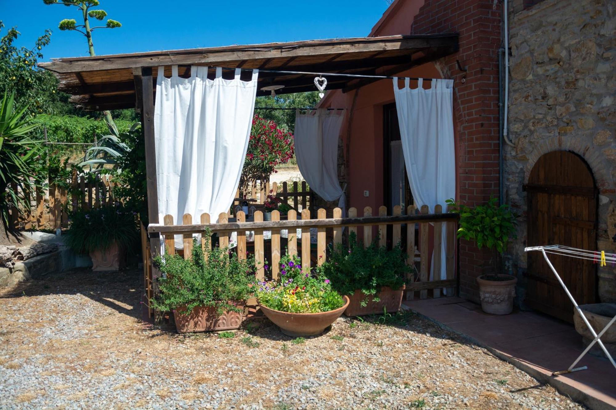 Agriturismo Colle Vento Suvereto Bilik gambar